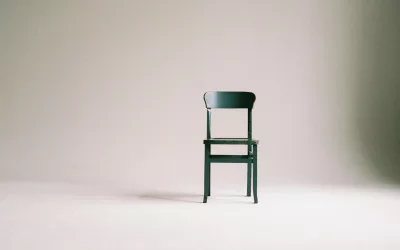 Small Group Open Chair Model
